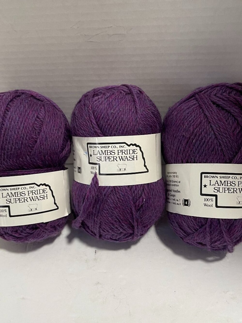 Lambs Pride Yarn Superwash 100% Wool Mysterious Fuchsia 3 Skeins 200 Yards Each